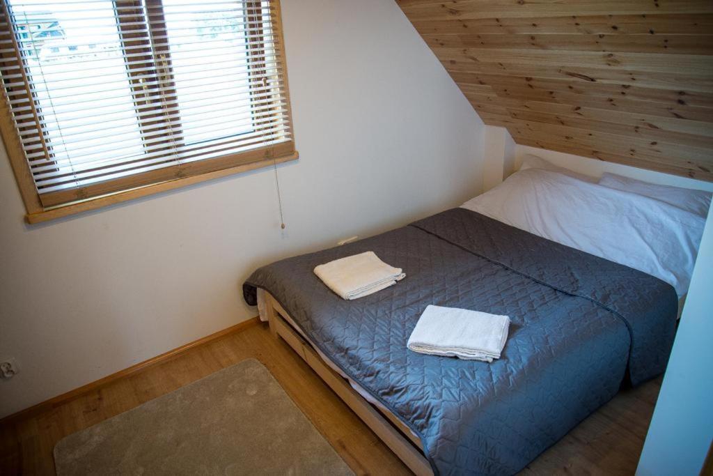 Kalinowy Sad Domki Z Jacuzzi I Sauna Mikołajki Esterno foto
